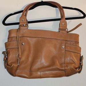 Leather fossil handbag 👜